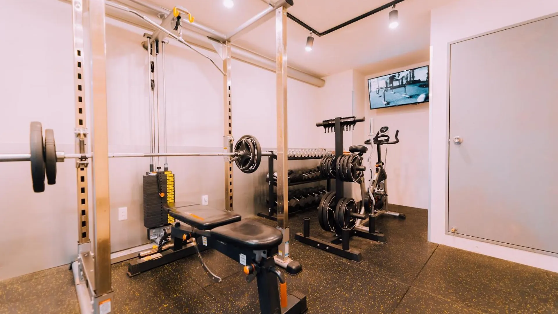 Minimalist Loft Namba Compact Studio With A 24-Hour Gym Ma205 Apartment Osaka Japan